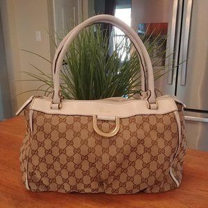 Gucci ABBEY D ring monogram GG & white leather hobo shoulder bag